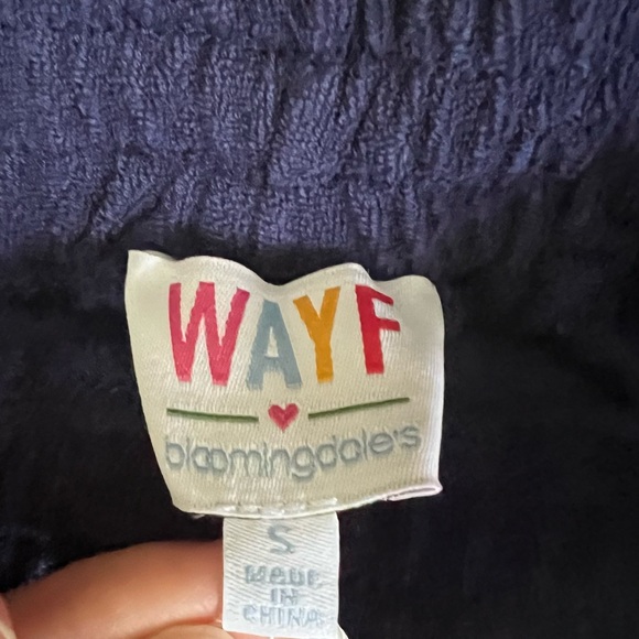 NWT WAYF x Bloomingdales Collaboration Women’s Navy Terrycloth Shorts Size Small - Picture 2 of 5